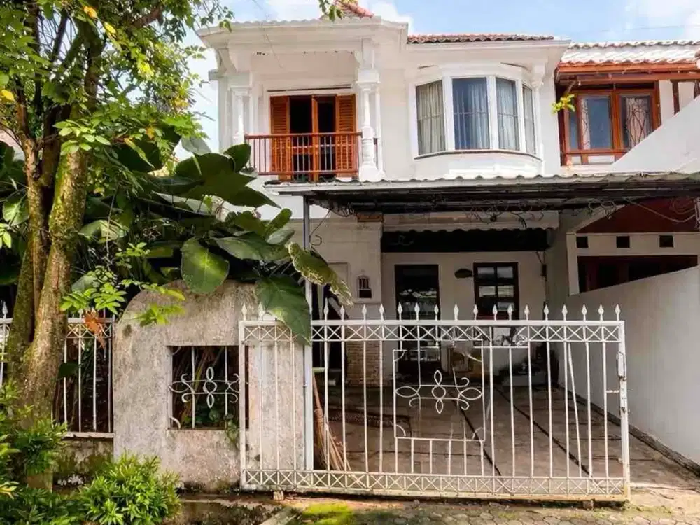 Rumah Cinere dibawah harga pasar dengan Layout Open Space dan Lahan Luas