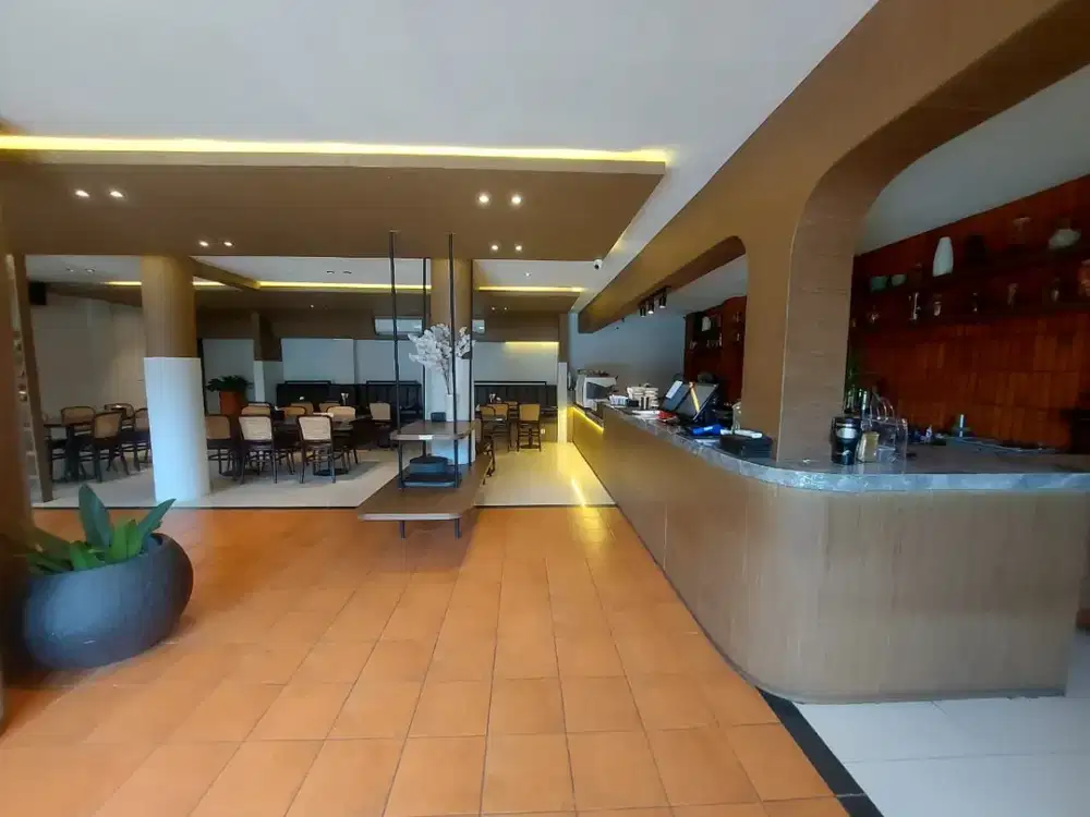 Resto atau Lahan Komersial di Lokasi Premium Jl Raya Antasari, Cilandak