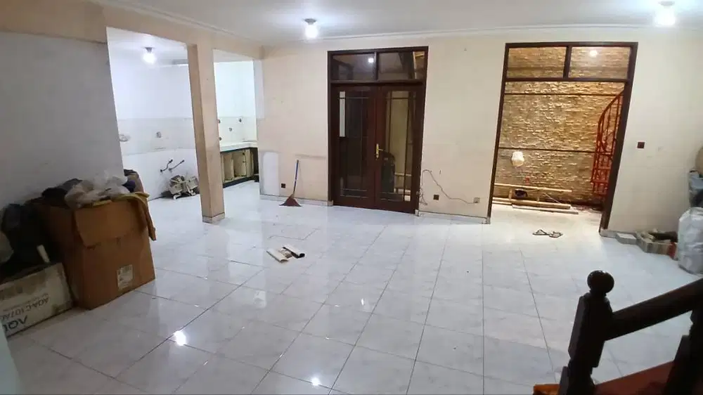 Dijual Rumah di Mainroad Taman Kopo Indah TKI 1 Bandung