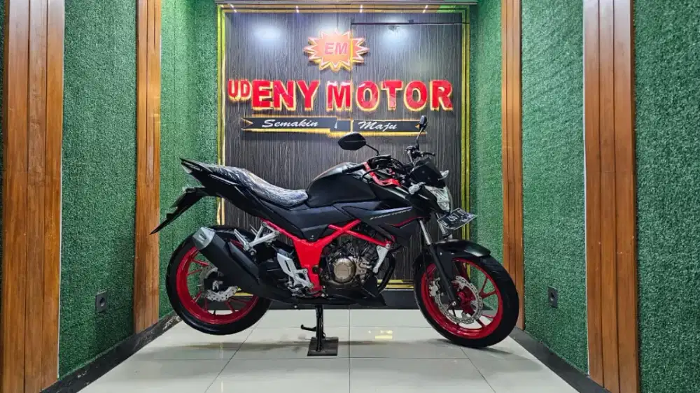 UD ENY MOTOR - Honda CB150R SE thn 2021 istimewa