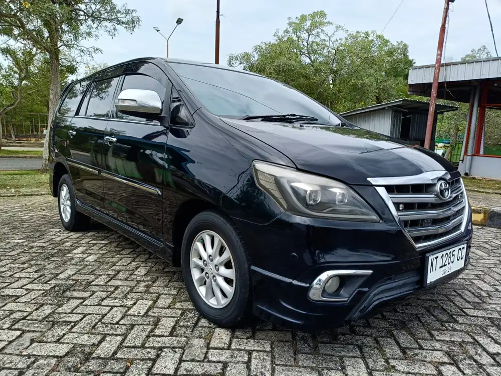 Toyota Kijang Innova 2014 Bensin