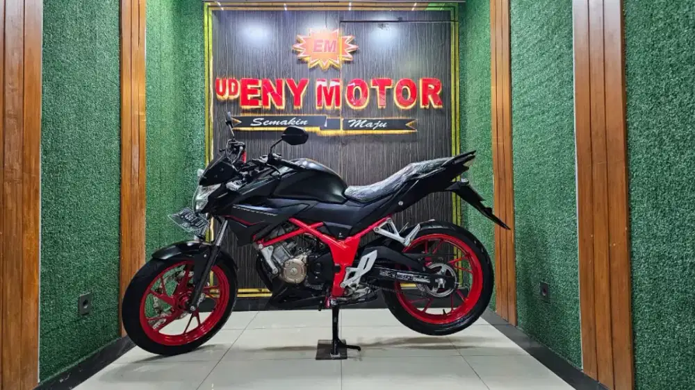 UD ENY MOTOR - Honda CB150R SE thn 2021 istimewah