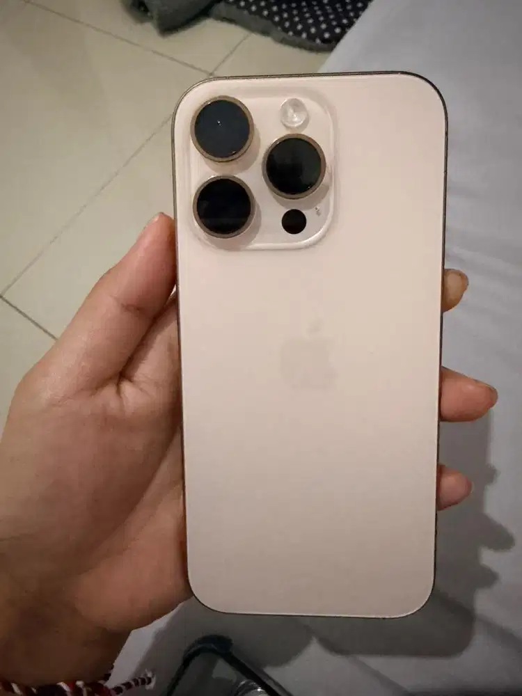 Dijual Iphone 16 Pro 128GB Ex Ibox.