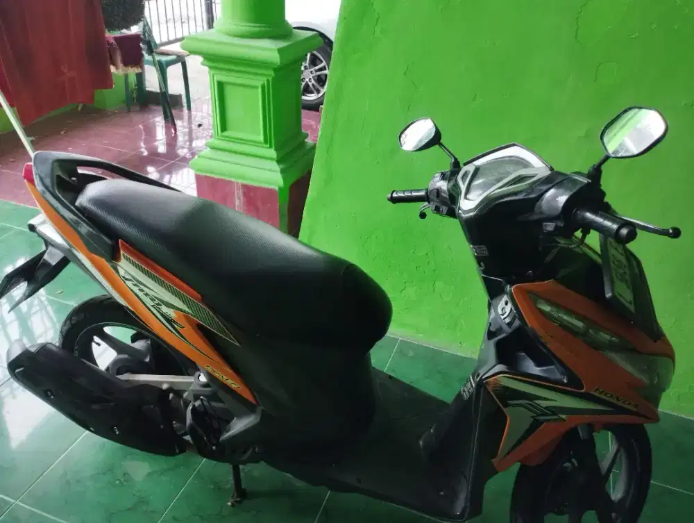 Vario Orange 125