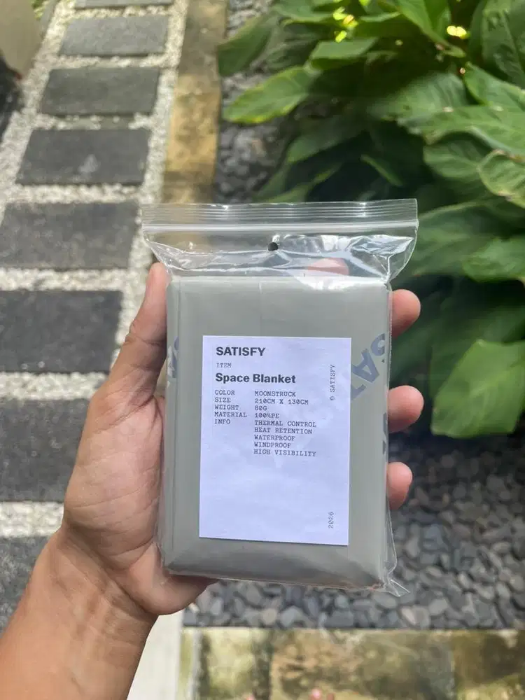 Satisfy Space Blanket