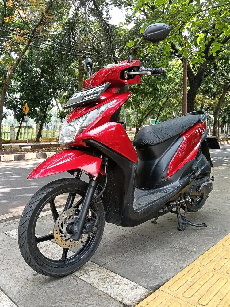 DIJUAL CASH HONDA BEAT CW FI CBS THN 2013 PAJAK IDUP SIAP PAKAI