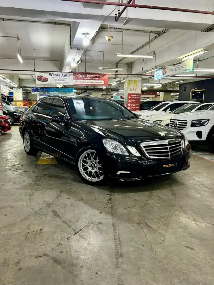 ODO 39rb Mercedes Benz Mercy E300 AVG 2010 Avantgarde 2011
