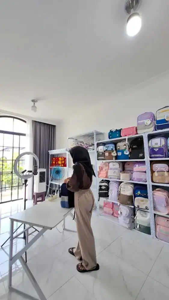 Loker Host Live Tas Ransel Sekolah