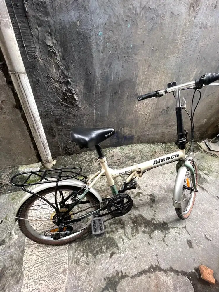 Sepeda lipat aleoca