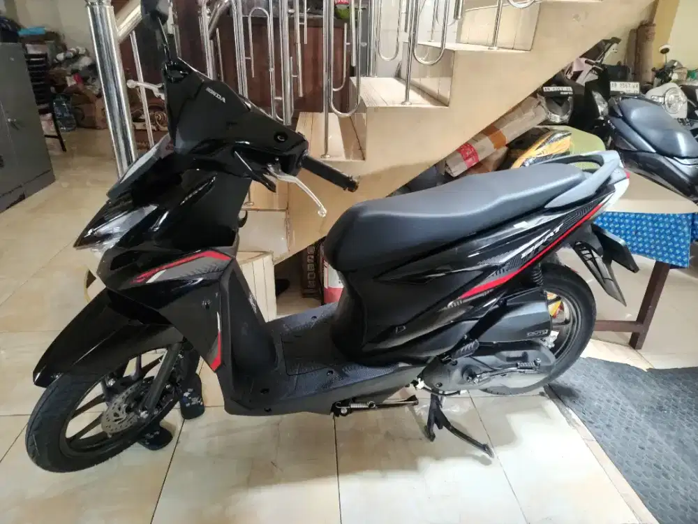 Beat f1 all new black glosy  2025 gbm.