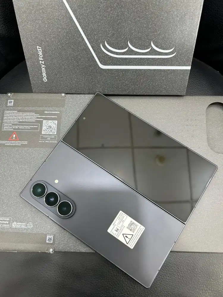 Samsung Z Fold 7 , ZetBlack , 12/256GB Resmi