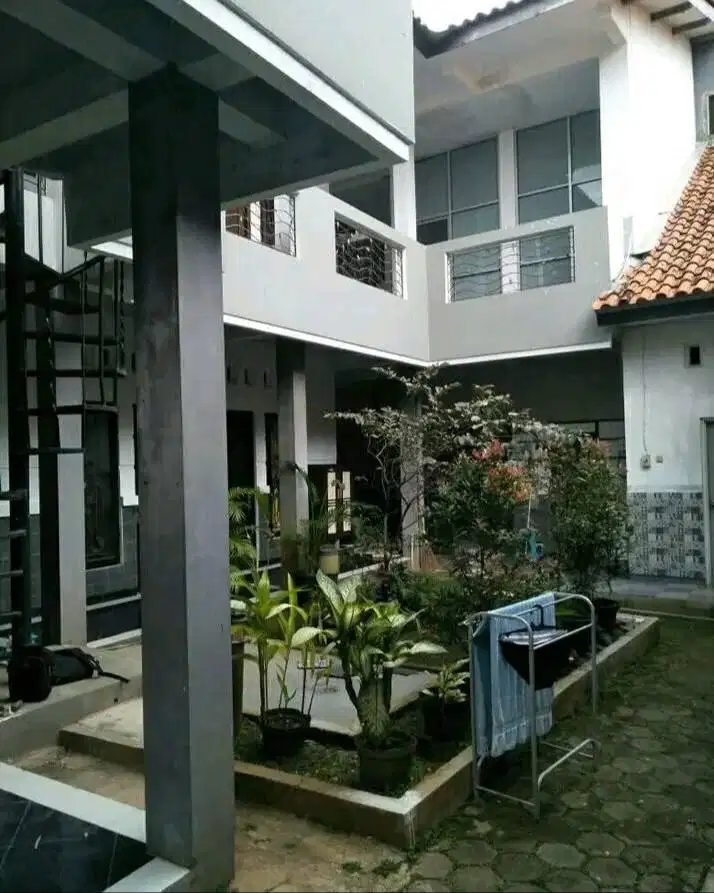 Rumah kost dan Rumah induk ful penghuni dekat undip di tembalang