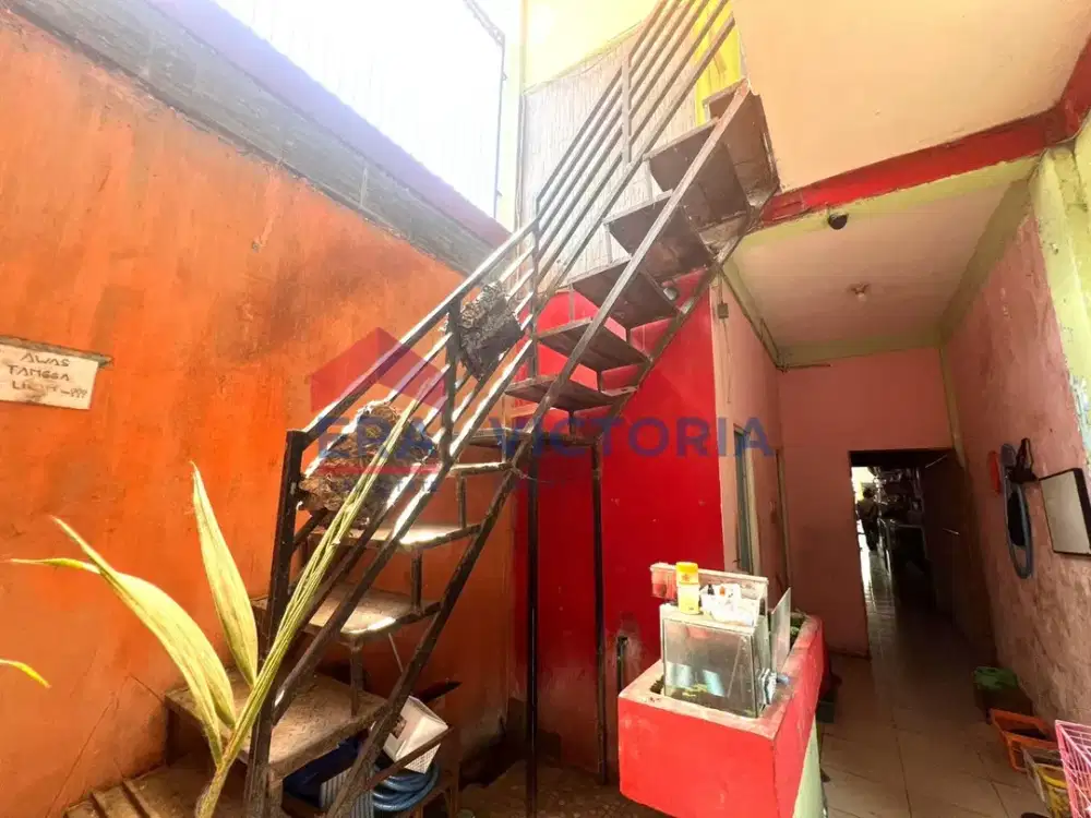 Ruko di Pusat Kediri Kota 2 Lantai Setiap Lantai ada 2KM & 2KT