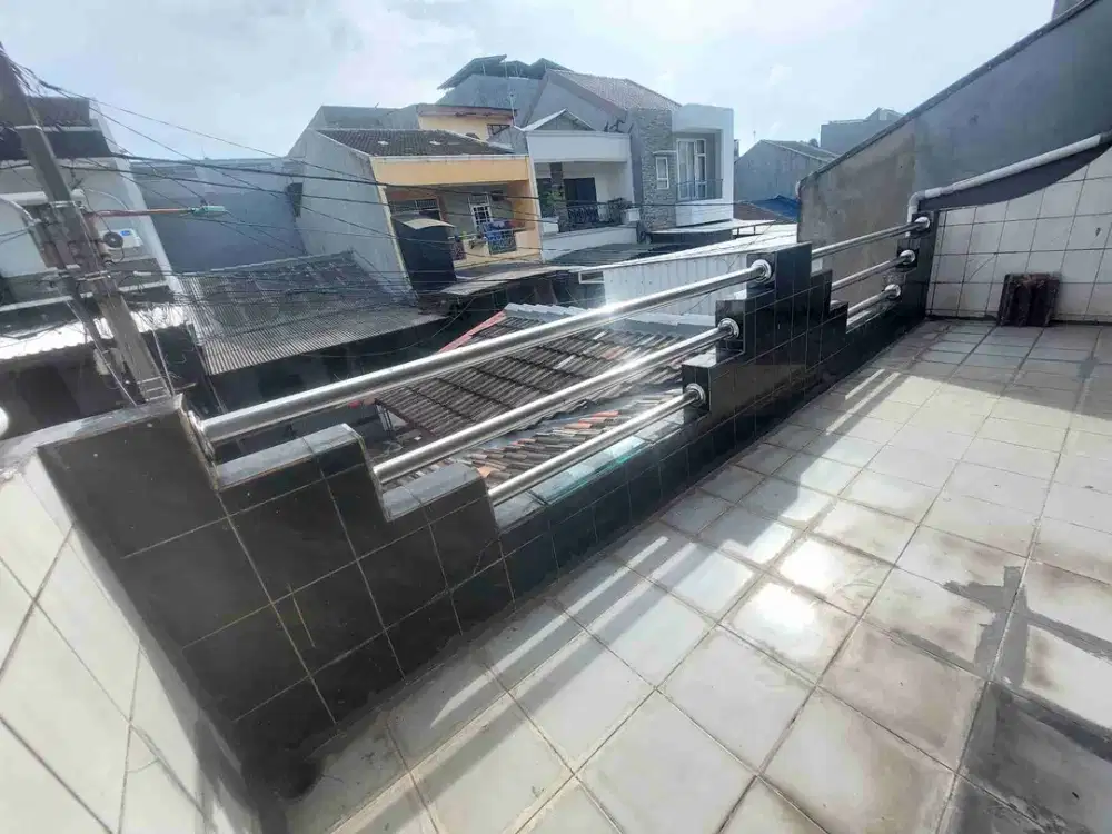 Rumah 2 Lantai Kelapa Kopyor Kelapa Gading Siap Huni