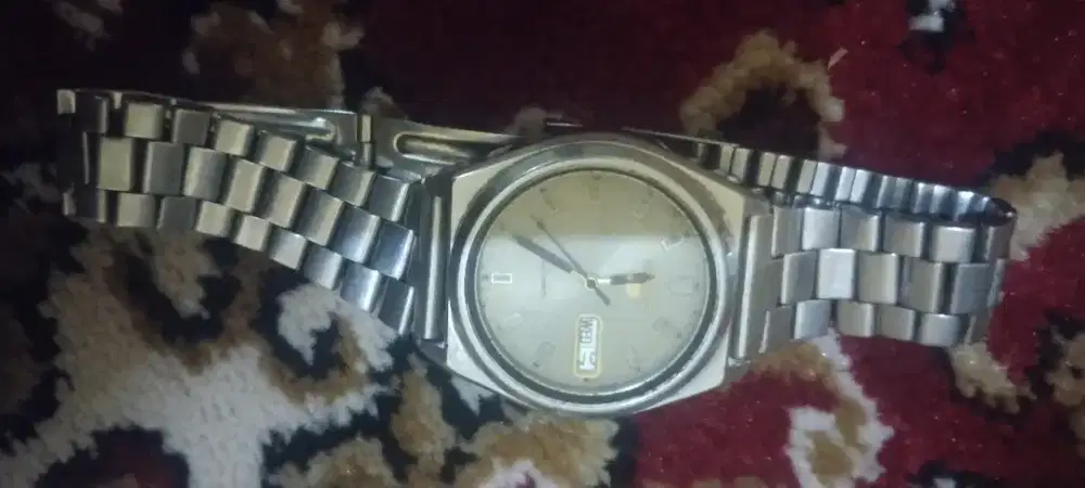 jam tangan antik merk SEIKO