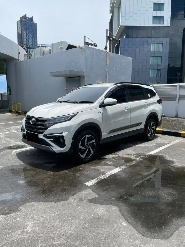 TOYOTA RUSH GR 1.5 A/T 2022