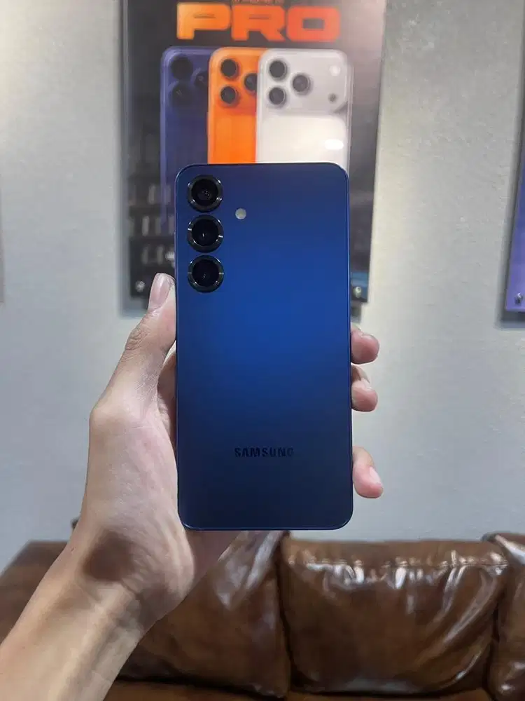 Samsung S25 8/256GB Navy Garansi Resmi Sein