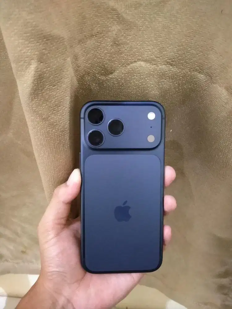 Iphone 17 ProMax 256GB Deep Blue (Like New)