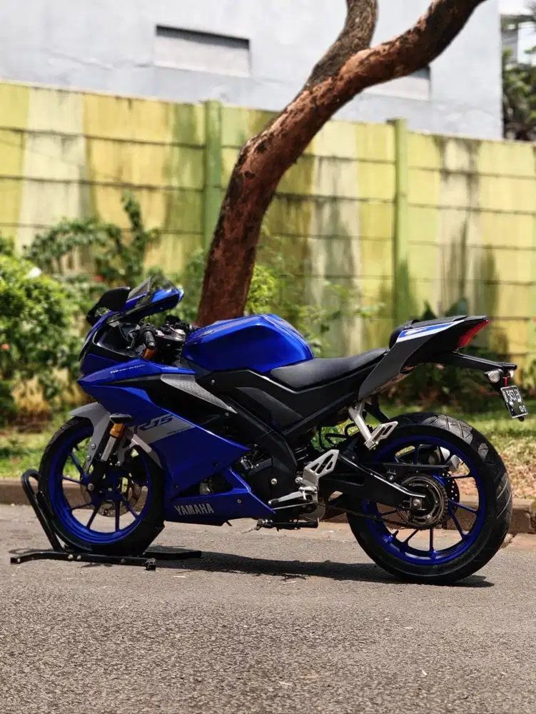 YAMAHA R15 V3 2021 BIRU KM 8K PAJAK PANJANG SIAP TOURING