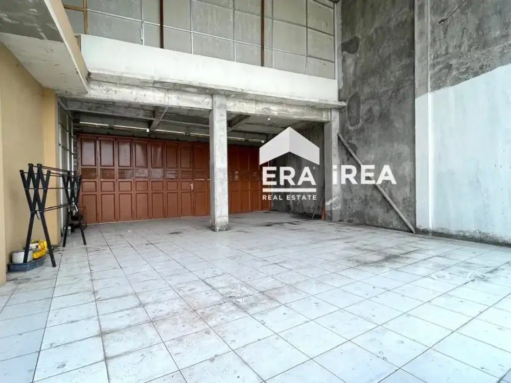 TANAH DAN RUANG USAHA DIJUAL DI SOLO BARAT DEKAT PASAR SAMBI