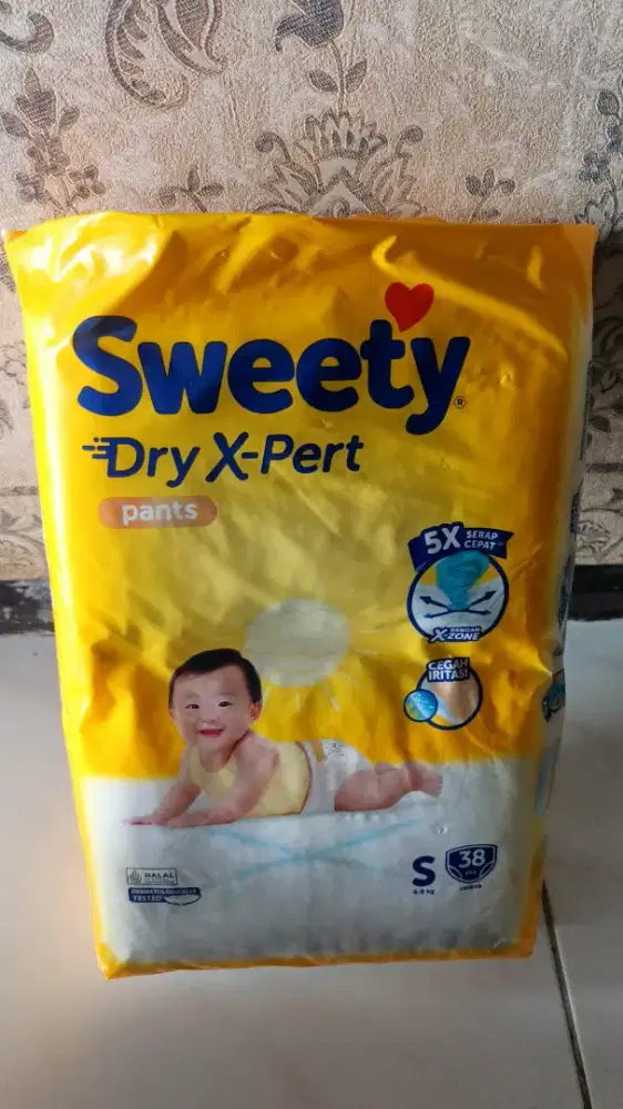 Sweety dry xpert size S isi 38