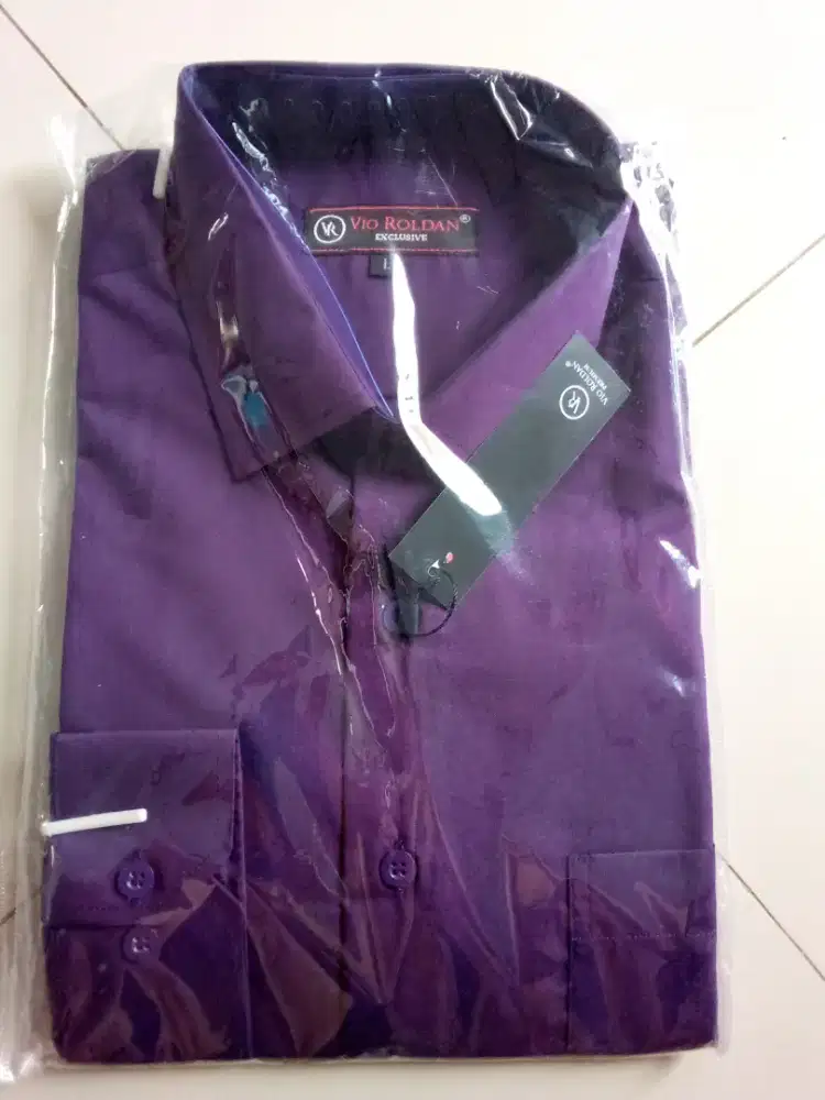 Kemeja ungu uk. L