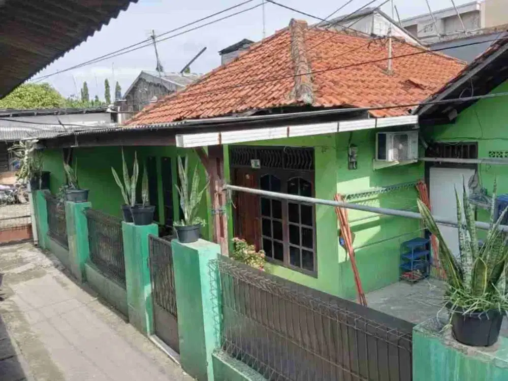 Rumah Luas Bekasi Kota