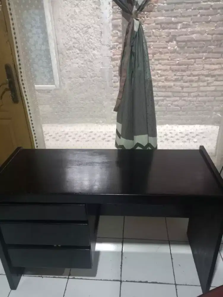 Meja fullset siap pake