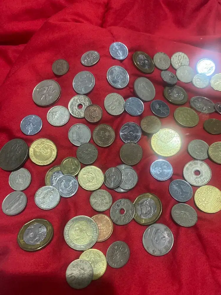 dijual uang koin kuno dari berbagai negara