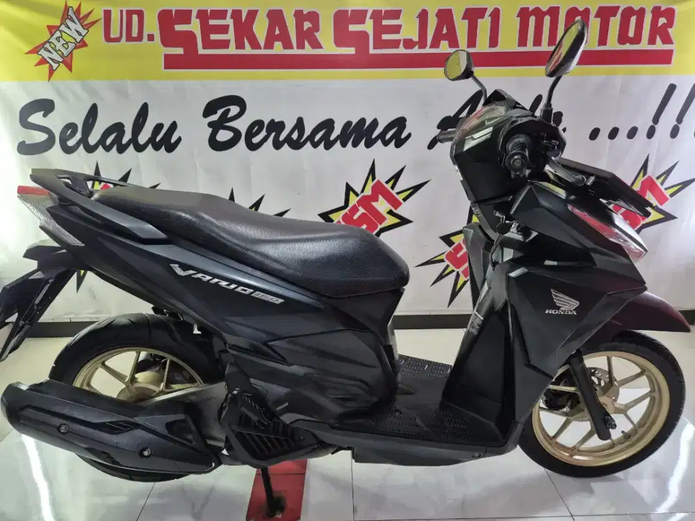 Vario 150 Exclusive SE istimewa