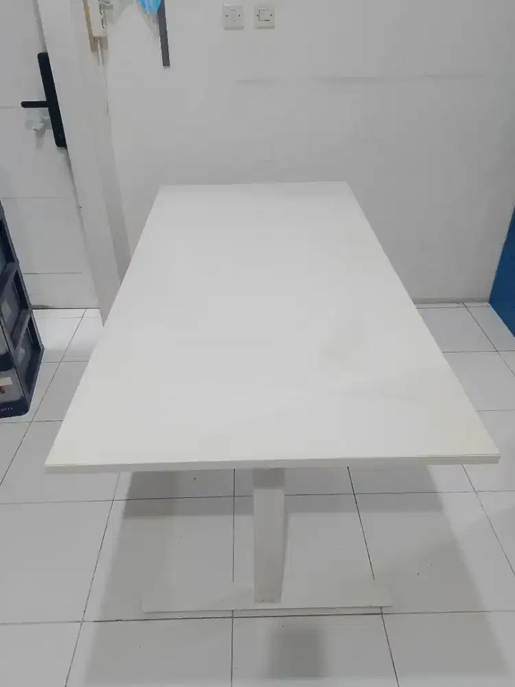 Jual meja design IKEA made in Polandia