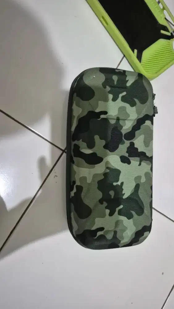 Mumba Pouch dan Case / sarung / wadah Nintendo Switch V1 / V2 Camo