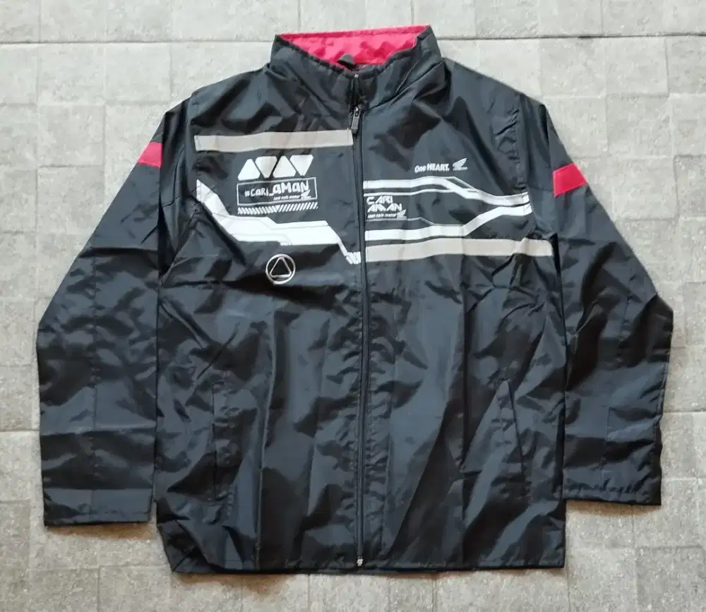 Jaket parasit Honda baru