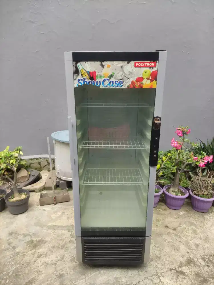 Showcase merk POLYTRON