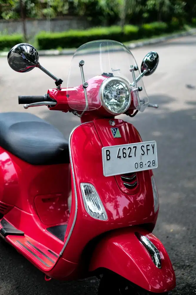 vespa 125 IGET 2019