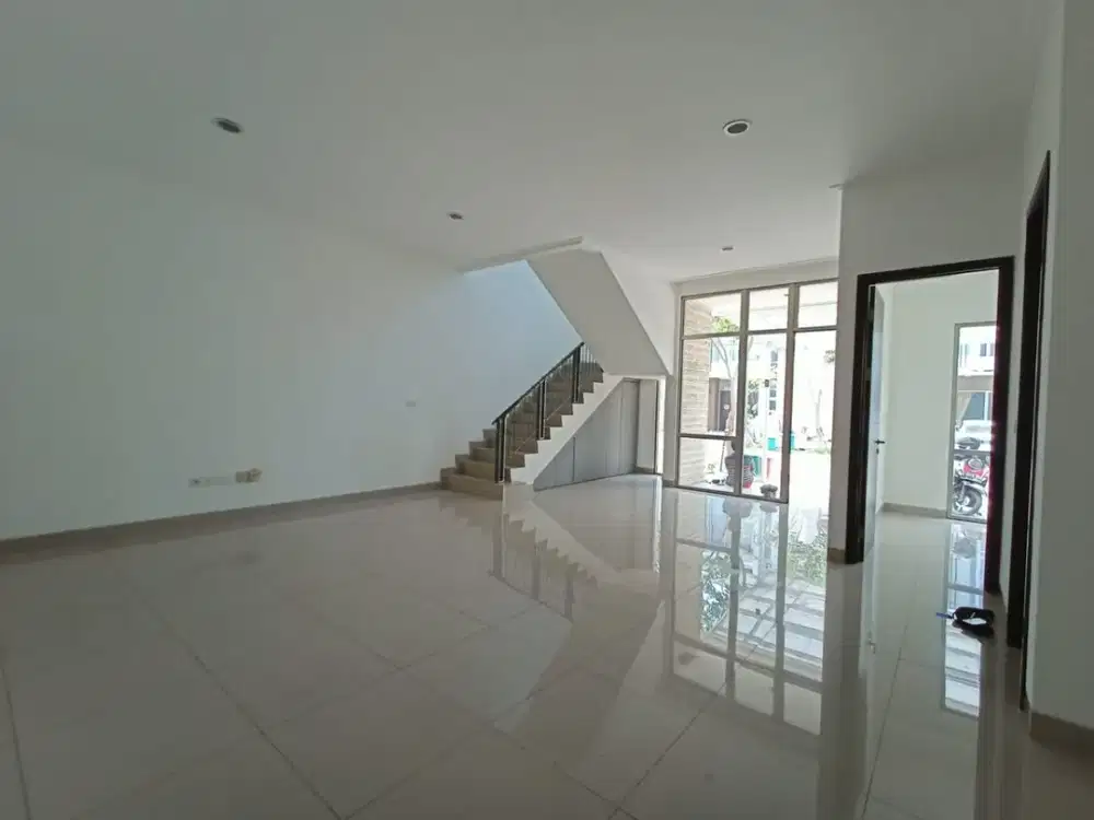 Rumah South Magenta Pik 2 8x15 3+1KT Semi Furnished Ada Clubhouse