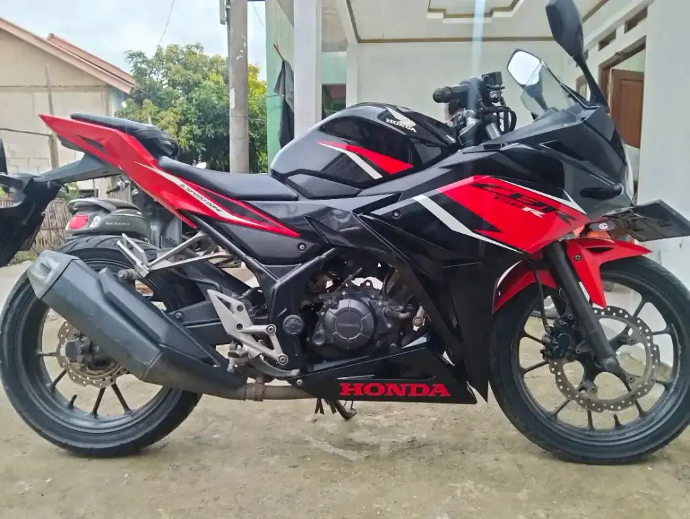 HONDA CBR 150CC 2020