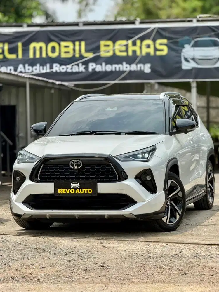 Yaris Cross GR TSS Hybrid Two tone 2023 1.5 HV 2024 HEV S At 2025 PC