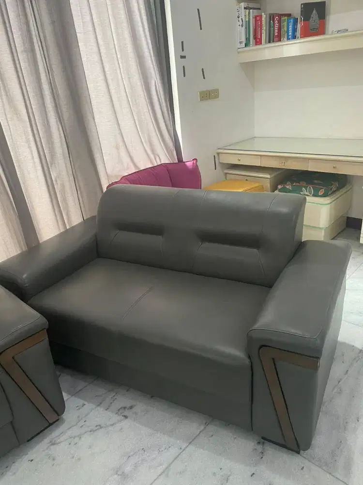 BEKAS PAKAI SOFA SATU SET UNTUK RUANG TAMU DEKORASI MINIMALIS SOFA SUD