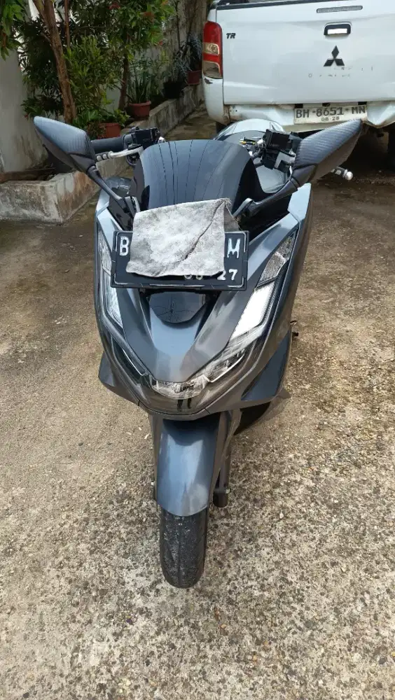 JuaL Honda PCX warna grey