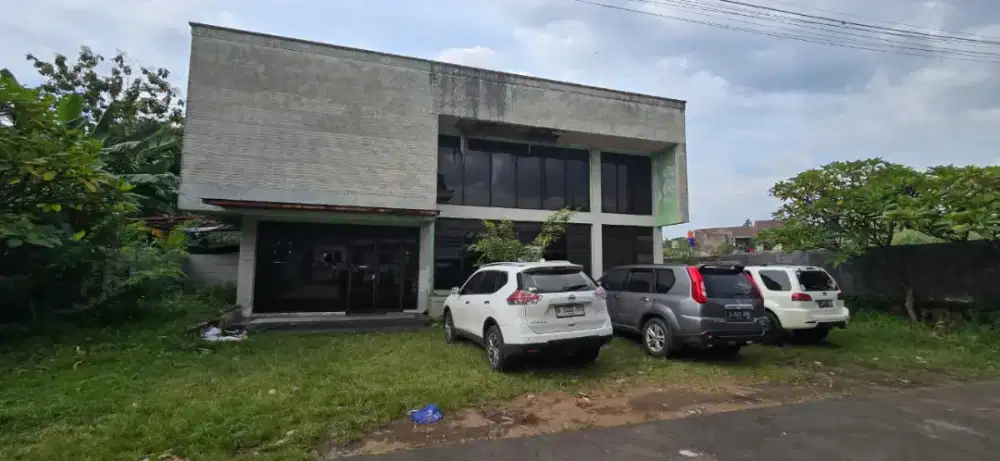 Jual lahan/Gedung Ex Radio Station, ditepi telaga yang indah dan asri