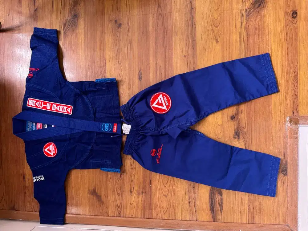 Gracie Barra Equipe Kids BJJ Gi – Size Y1, Never Used | 700k