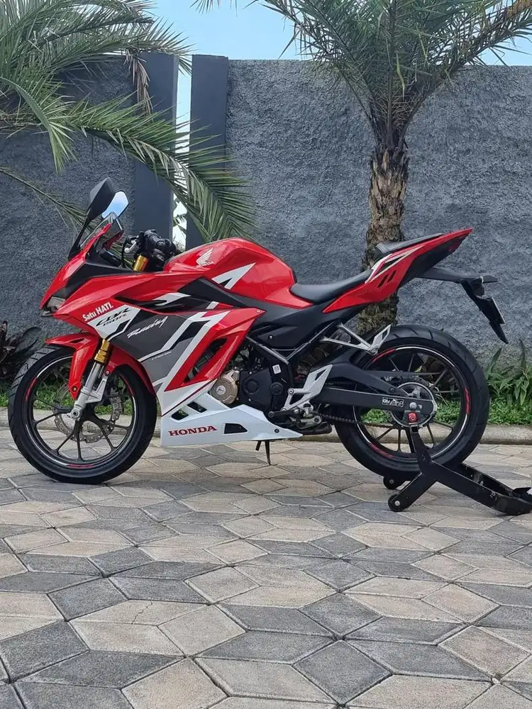 Honda CBR 150R 2023 Odo 17rb Red Racing Koko Motor