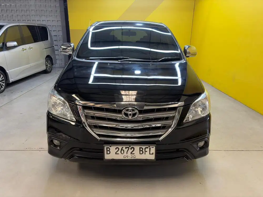 LOW KM TOYOTA INNOVA 2.0 G AT 2015 HITAM