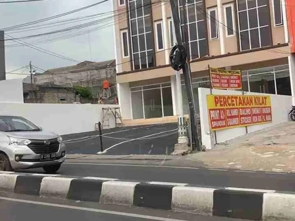 Disewakan Ruko Strategis Siap Huni di Ciledug Raya