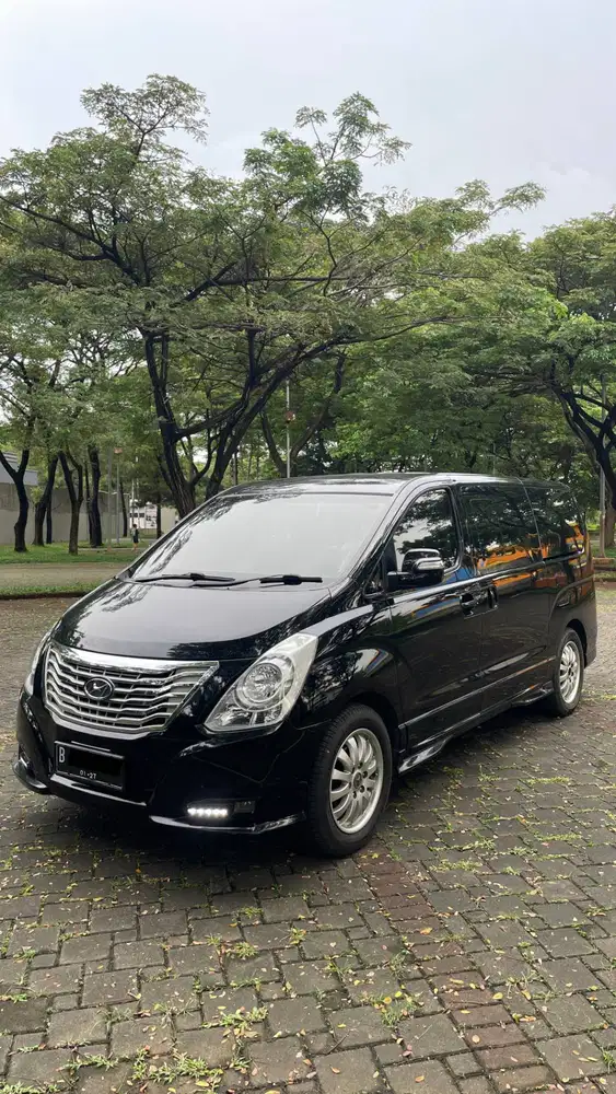 2016 Hyundai H-1 Elegance Gas Next Gen 2.4 A/T