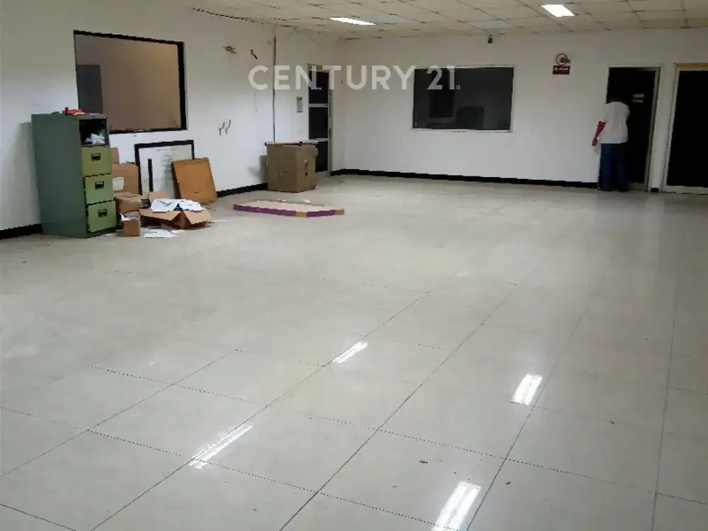 Gudang Siap Pakai 2 Akses Masuk Di Kawasan Industri Jababeka