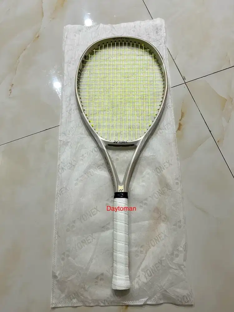 Raket Tenis Yonex Vcore 100 Sand Beige made in Japan