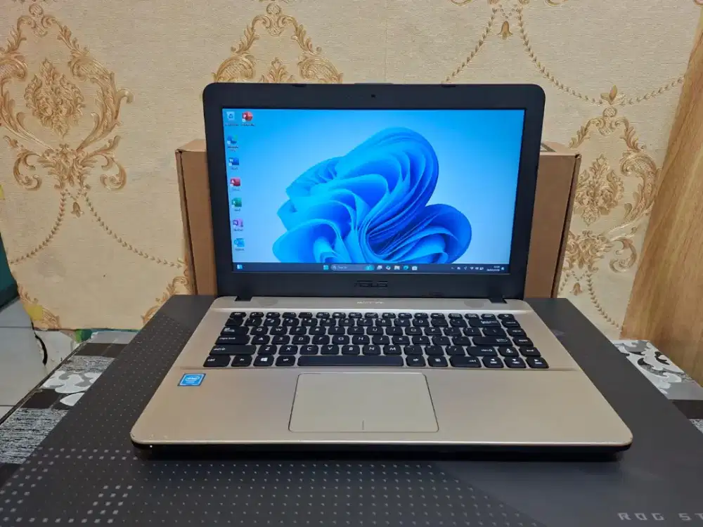 Laptop Asus X441MA - Celeron N4000 -4GB -SSD 120GB -SIAP PAKE