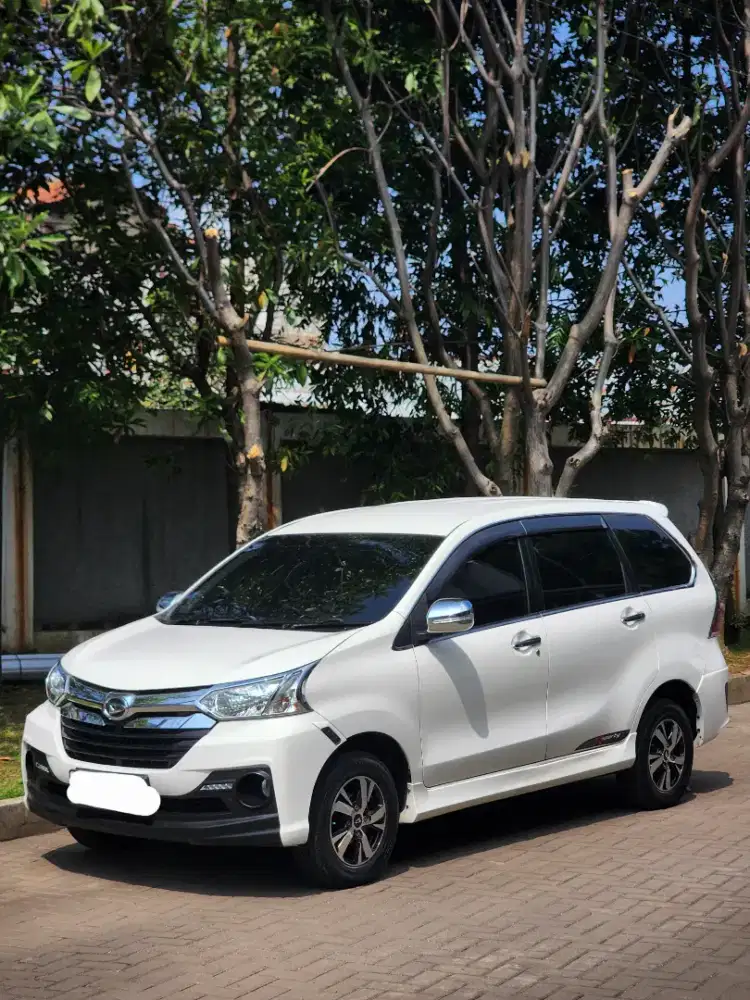Xenia R Sporty 2018 Sangat Terawat